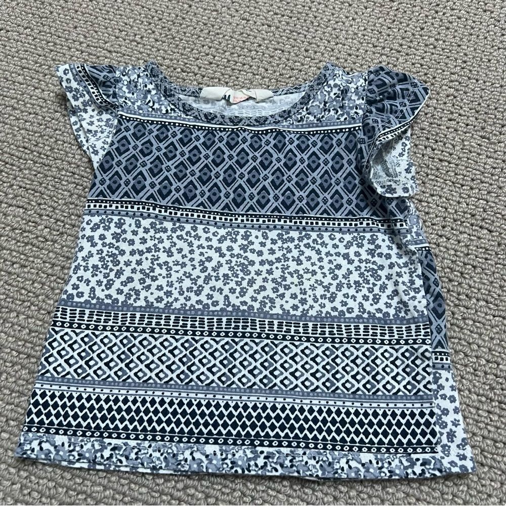 🍭6/$30 H&M Flutter Sleeve Patterned Girl’s Short Sleeve Shirt - 18-24 m